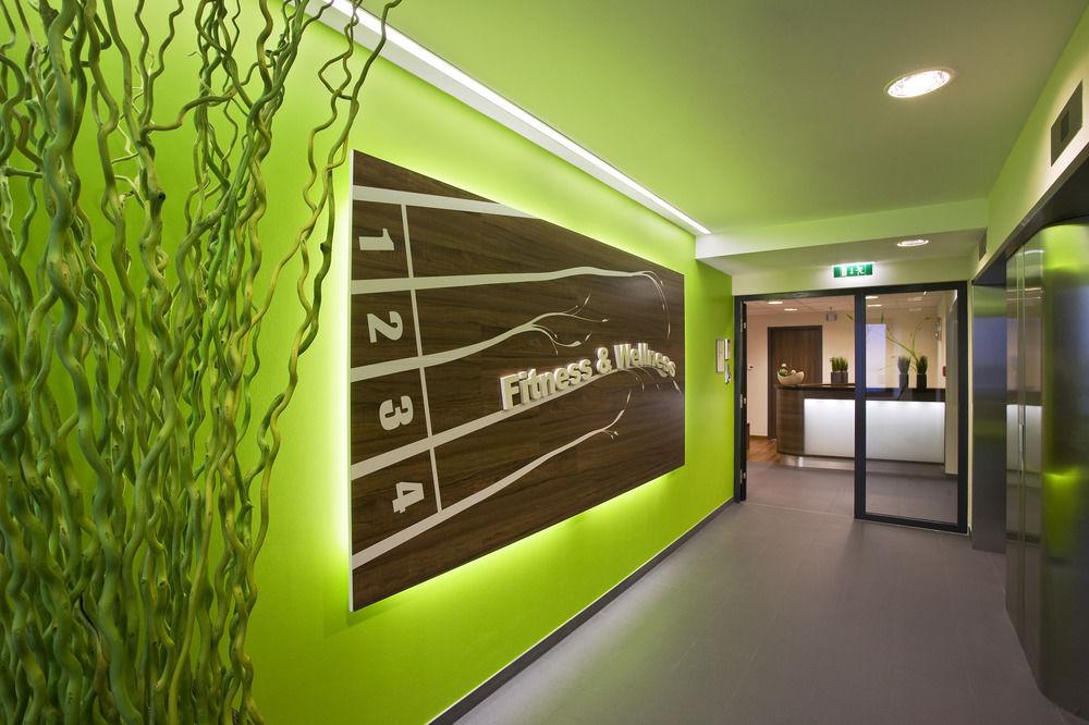 Courtyard By Marriott Vienna Prater/Messe Hotel Bagian luar foto