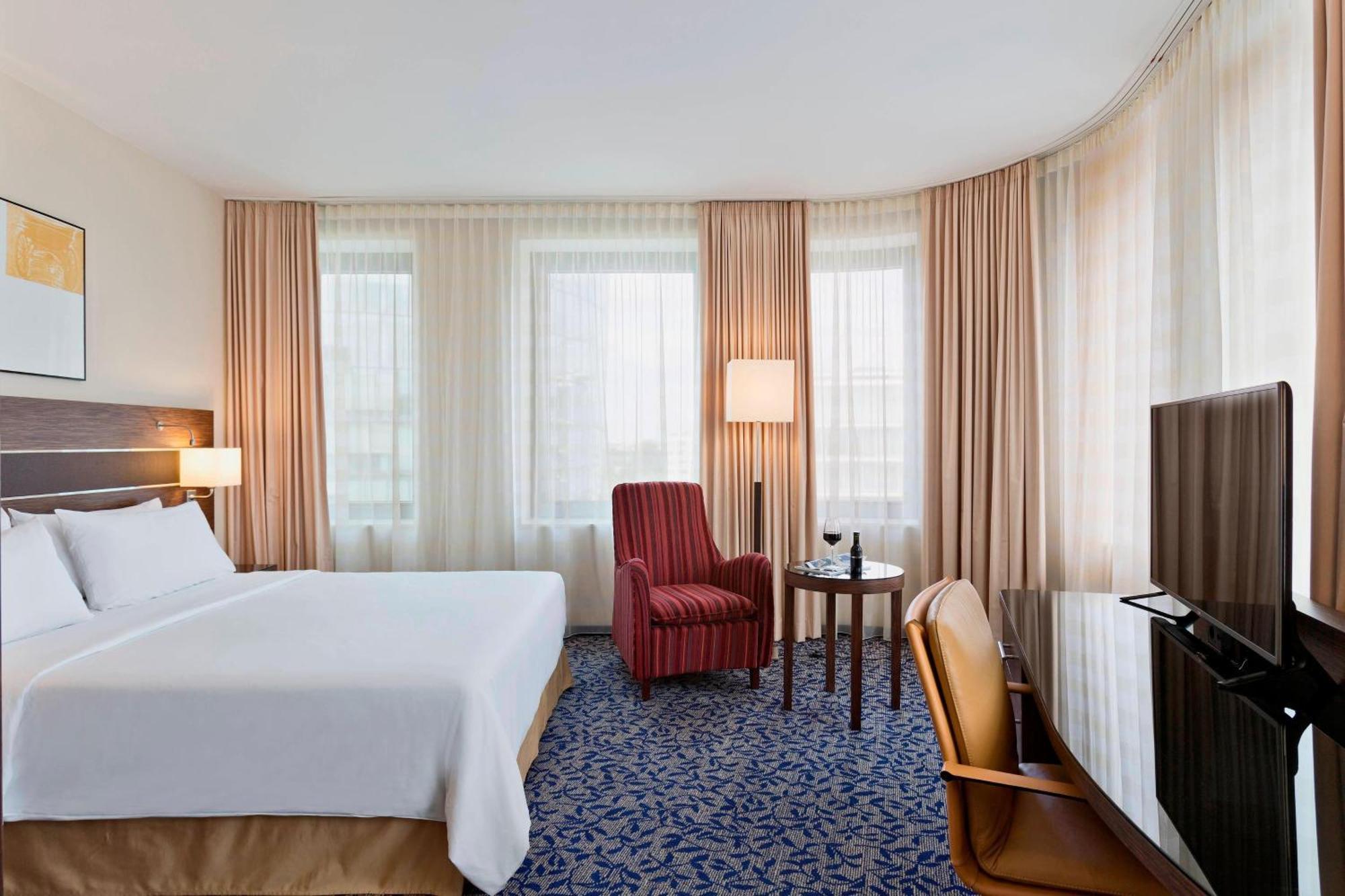 Courtyard By Marriott Vienna Prater/Messe Hotel Bagian luar foto