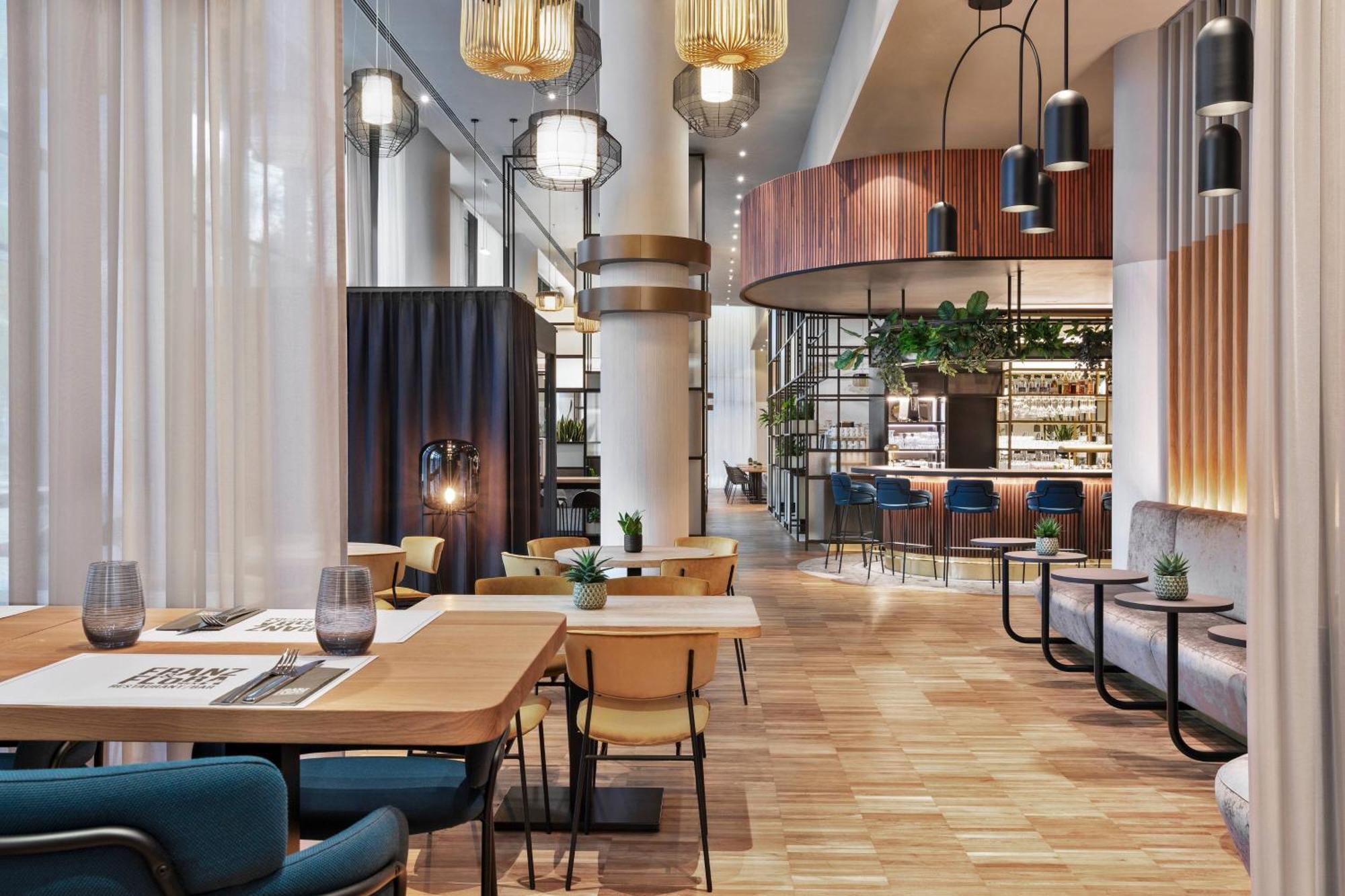 Courtyard By Marriott Vienna Prater/Messe Hotel Bagian luar foto