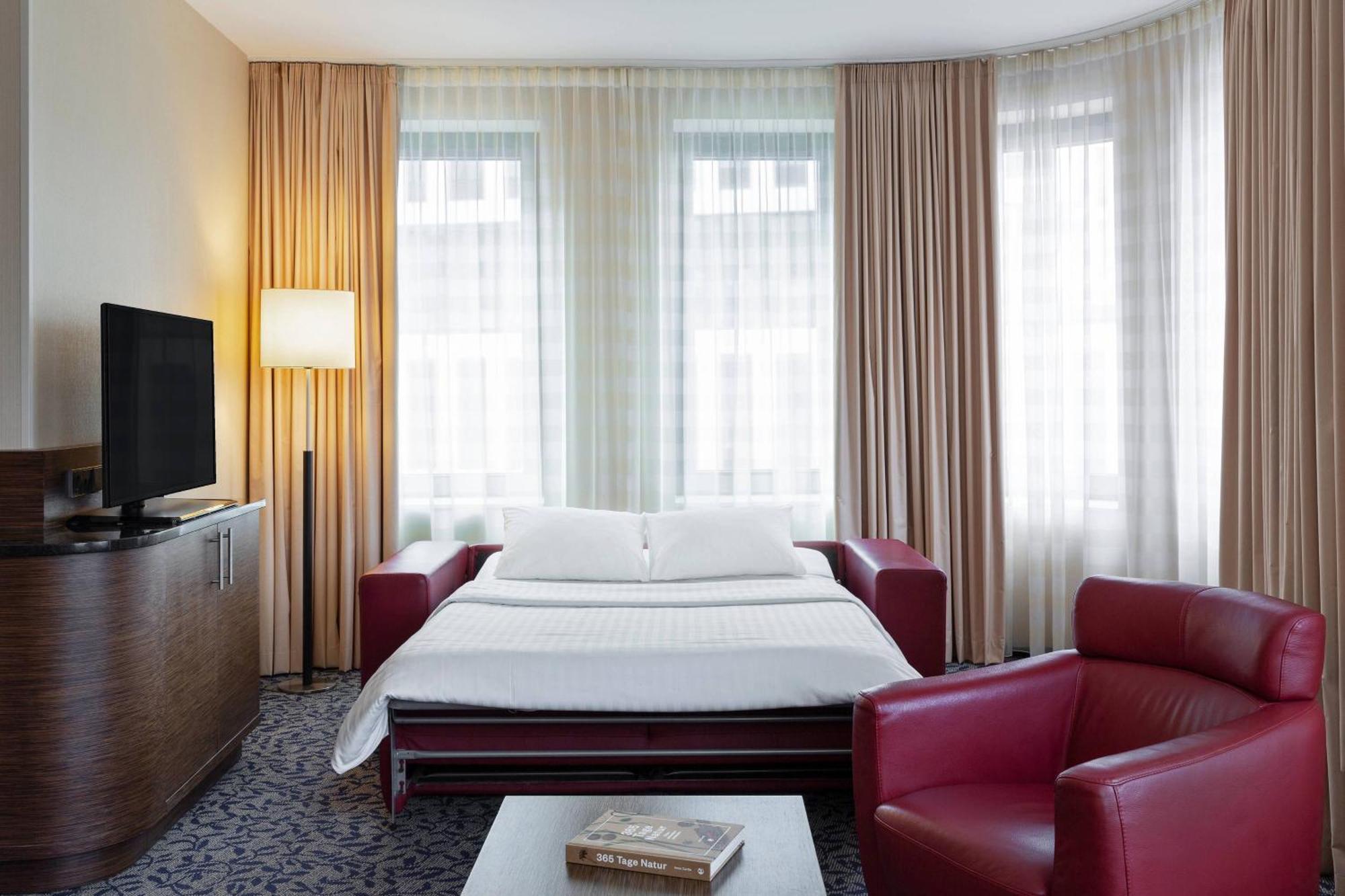 Courtyard By Marriott Vienna Prater/Messe Hotel Bagian luar foto
